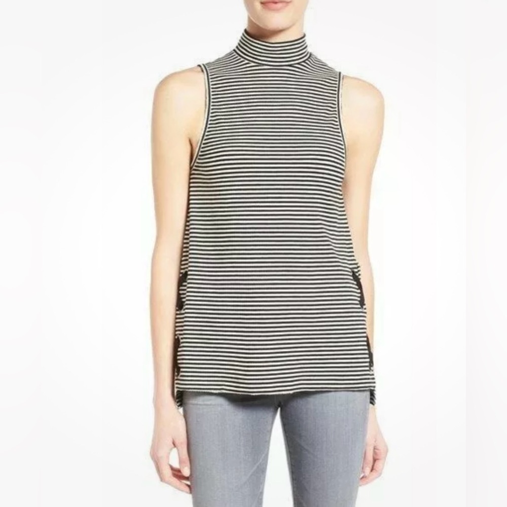 Willow & Clay Striped Lace-Up Side Tank Top ✨ Size Small